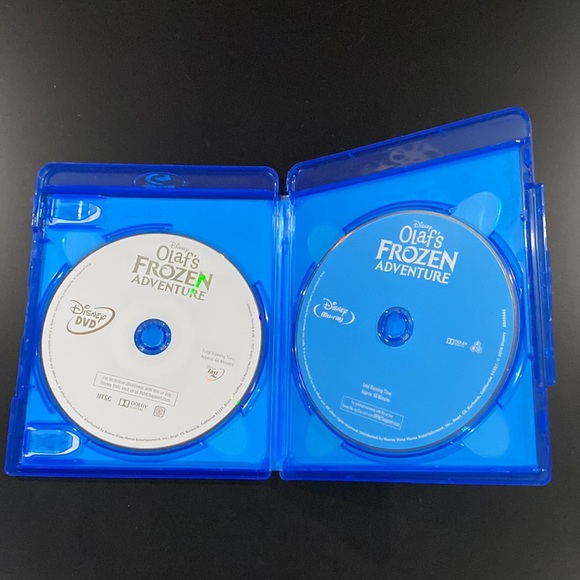 Olaf’s Frozen Adventure - Blu-ray & DVD Combo Set - Picture 3 of 5